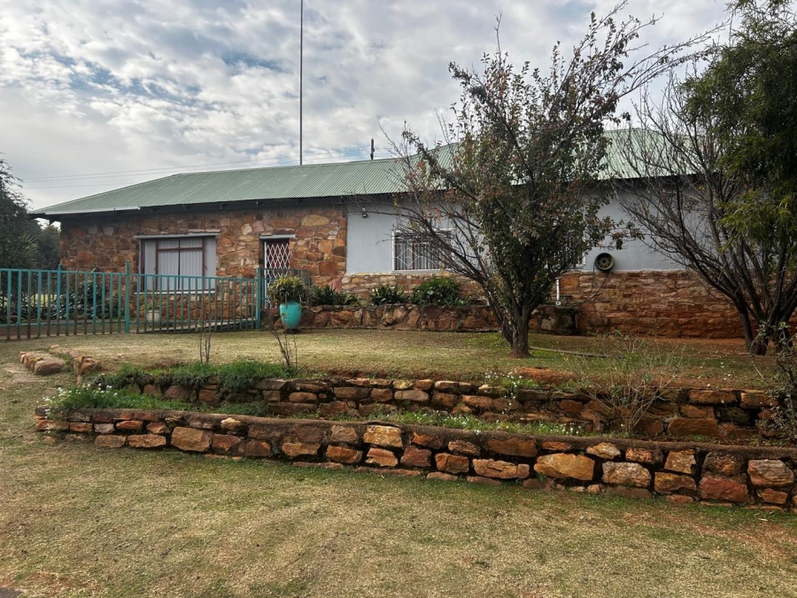 12 Bedroom Property for Sale in Boschfontein Gauteng